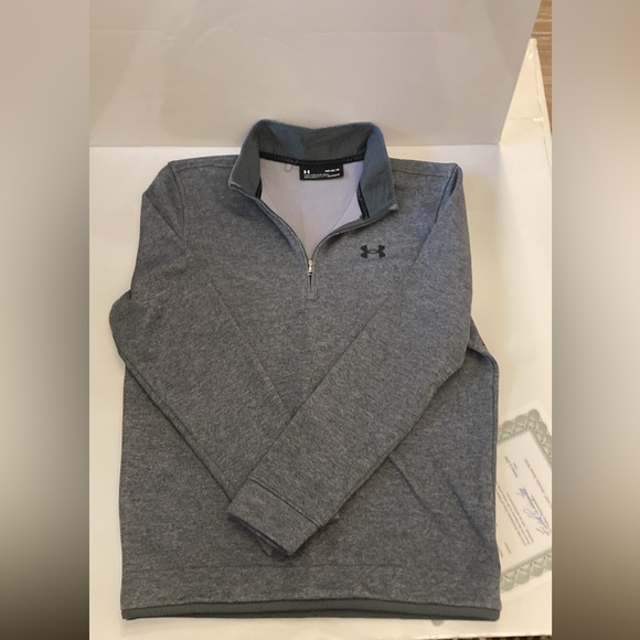 Under Armour Other - Men's 1/4 zip grey sweatshirt. Size Medium. Very good condition.